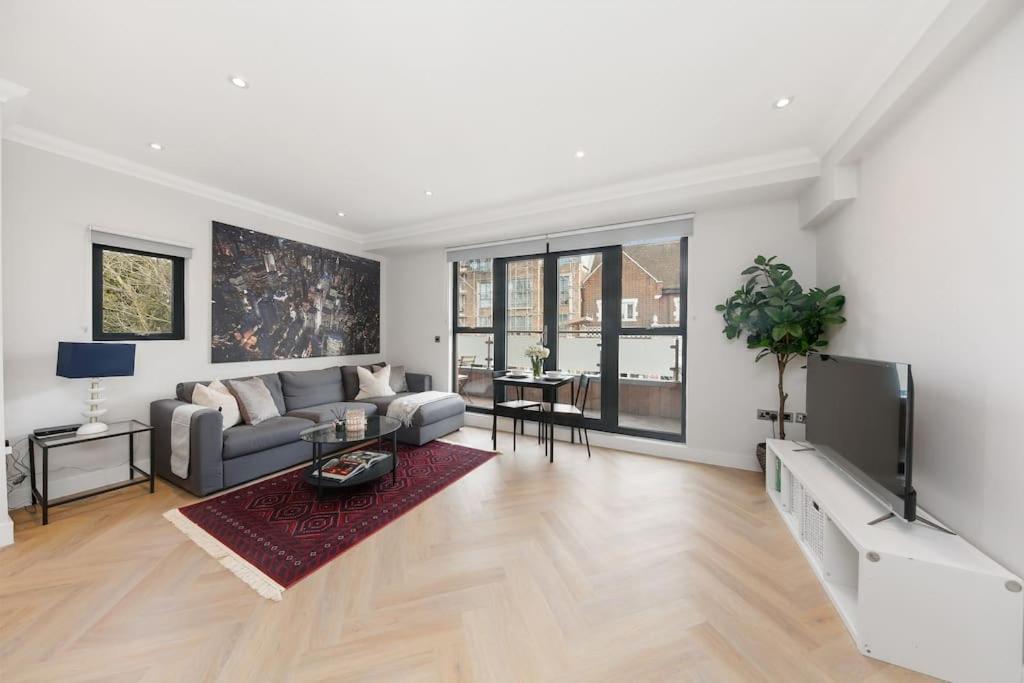 Pleasing 2Bed Flat 10Min To Wimbledon Tennis Court Лондон Екстер'єр фото